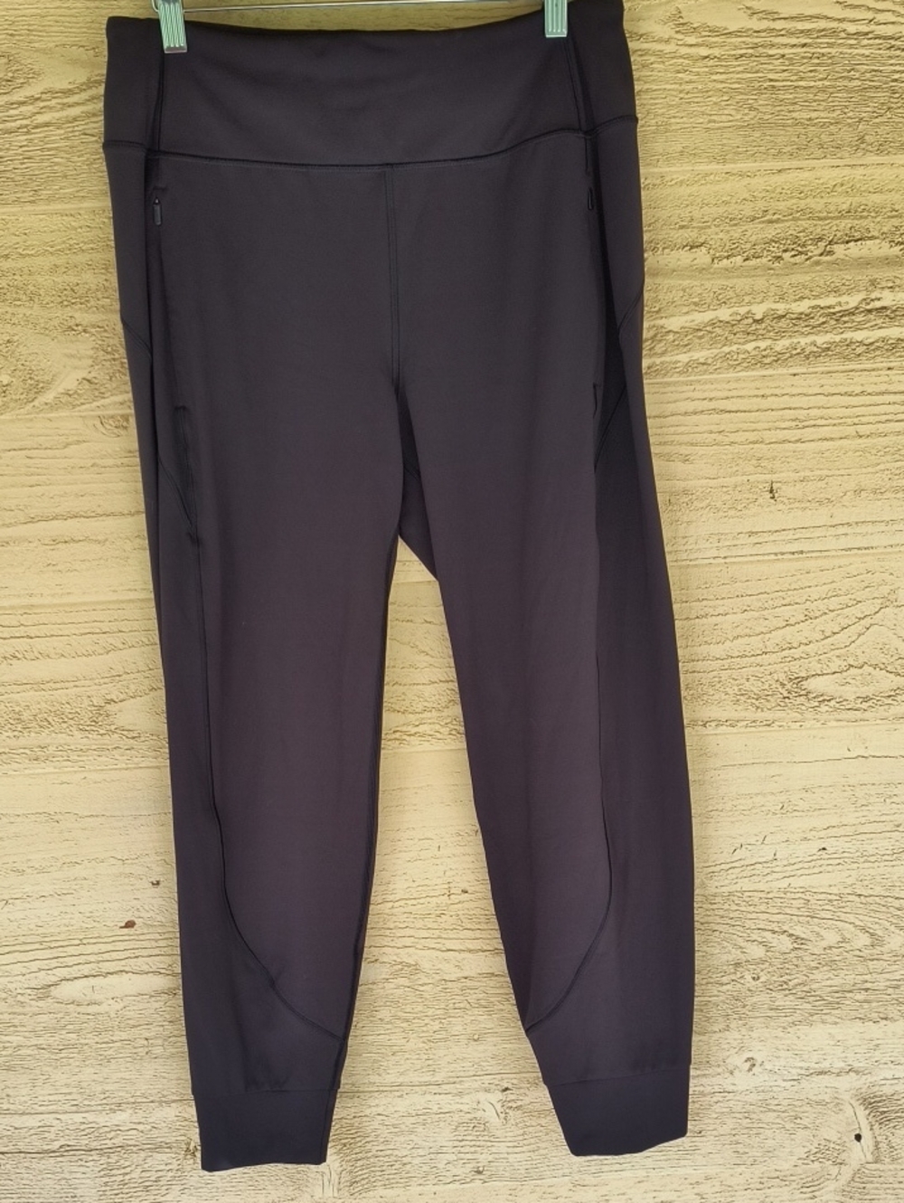 Athleta Ranier Joggers - Picture 2 of 7